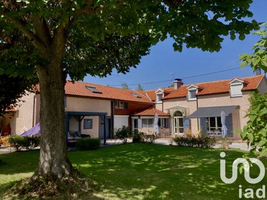 Maison à vendre 385 000 € 7 pièces 4 chambres 220 m² 3 669 m² de terrain Siarrouy 65500