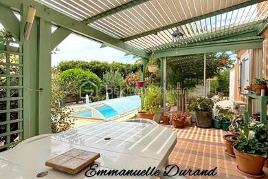 Villa à vendre 380 000 € 5 pièces 2 chambres 138 m² 800 m² de terrain Saint-Paul-Trois-Châteaux 26130