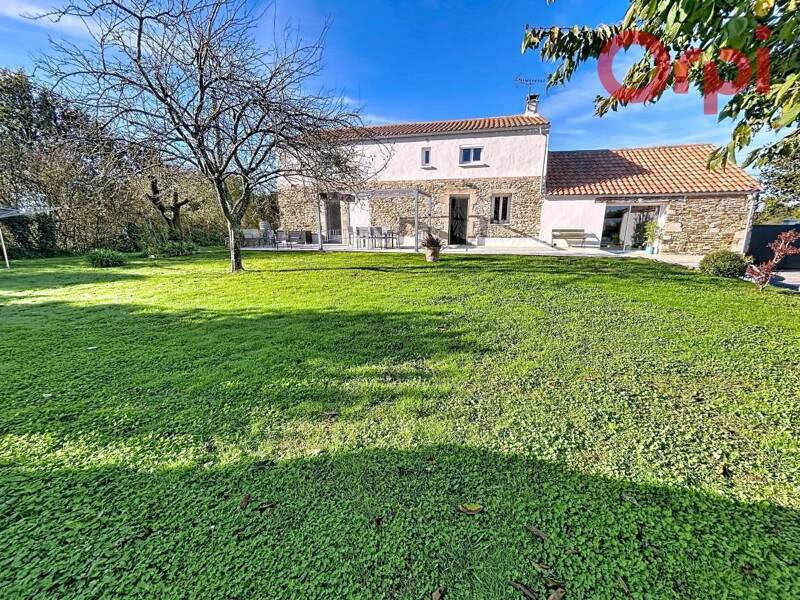 Maison à vendre, 275m², GROSBREUIL