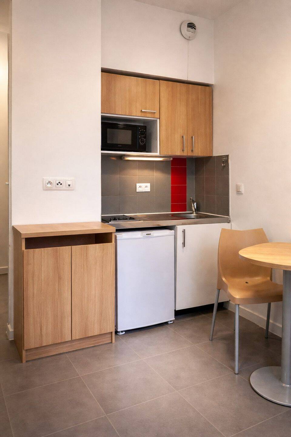 Maison à louer, 18m², IVRY SUR SEINE