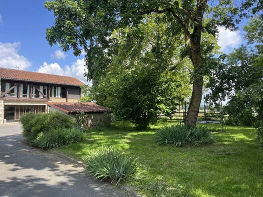 Maison à vendre 508 000 € 7 pièces 4 chambres 228 m² 19 269 m² de terrain Martres de Riviere 31210