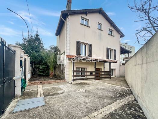 Maison à vendre 337 000 € 4 pièces 3 chambres 107 m² 142 m² de terrain Val Notre Dame-La Tour Billy Argenteuil 95100