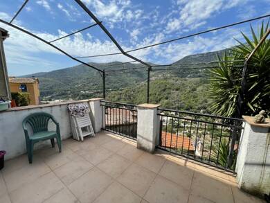 Maison à vendre 259 000 € 3 pièces 2 chambres 57,7 m² 300 m² de terrain Contes 06390