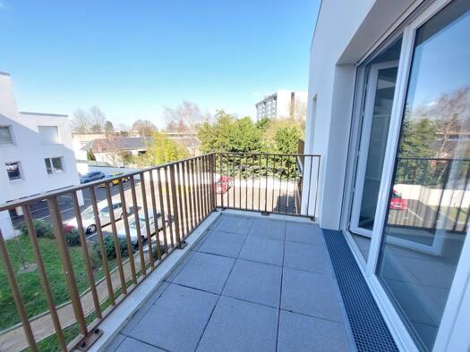 Appartement à louer 561 € 2 pièces 1 chambre 42,8 m² Étage 2/3 Robretières La Roche-sur-Yon 85000