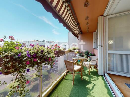 Appartement à vendre 214 900 € 4 pièces 3 chambres 87 m² Nouveaux Horizons-Coudrays Élancourt 78990