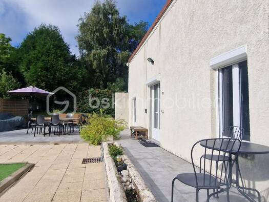 Maison de plain-pied à vendre 210 000 € 3 pièces 2 chambres 49 m² 165 m² de terrain Moigny-sur-École 91490