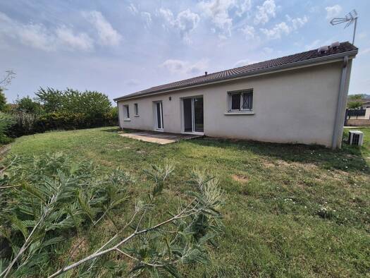 Maison de plain-pied à vendre 177 000 € 5 pièces 4 chambres 105 m² 675 m² de terrain Nord Sainte-Livrade-sur-Lot 47110