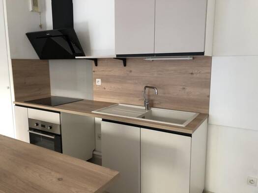 Appartement à louer 682 € 3 pièces 2 chambres 54 m² 2ème étage Emile Zola Béziers 34500