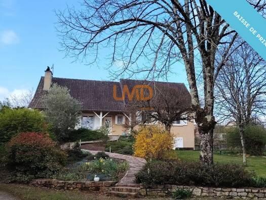 Maison à vendre 295 000 € 9 pièces 6 chambres 174 m² 3 842 m² de terrain Ouest Villefranche-de-Rouergue 12200