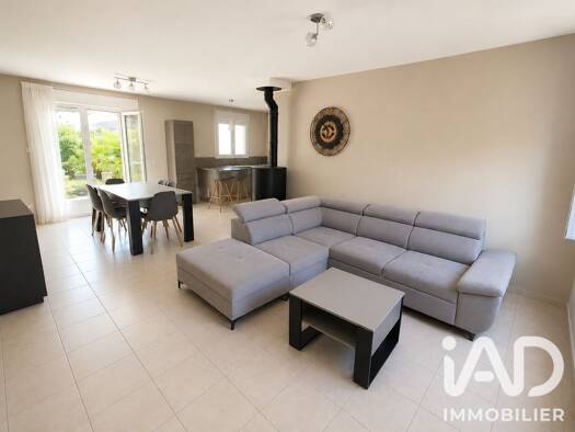 Maison à vendre 245 000 € 5 pièces 4 chambres 100 m² 483 m² de terrain Cormery 37320