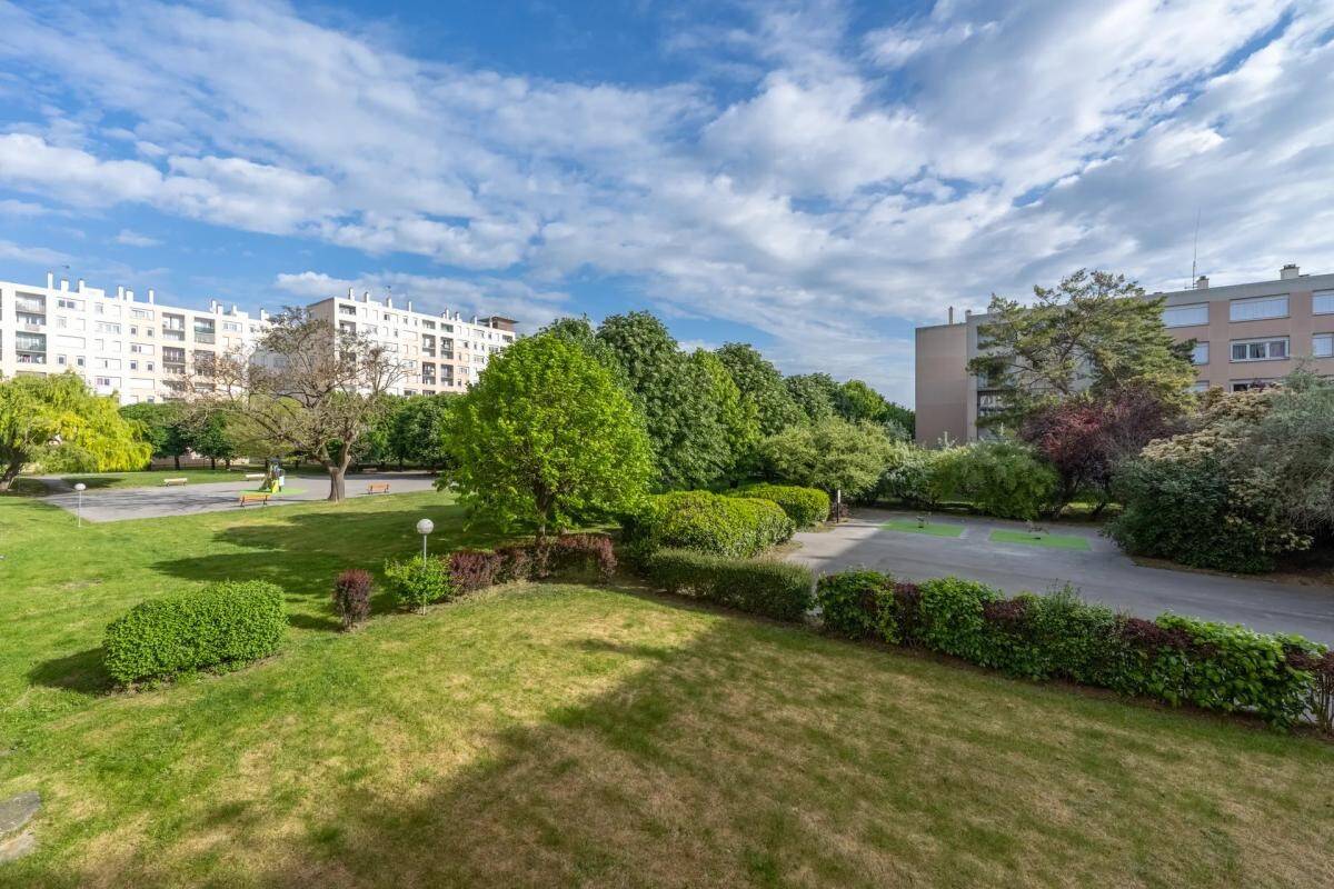 Maison à vendre, 76m², SAINT GRATIEN