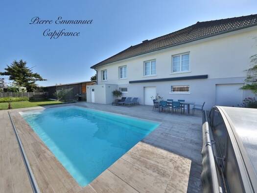 Maison à vendre 439 000 € 10 pièces 5 chambres 260 m² 1 615 m² de terrain Saint-Ambreuil 71240
