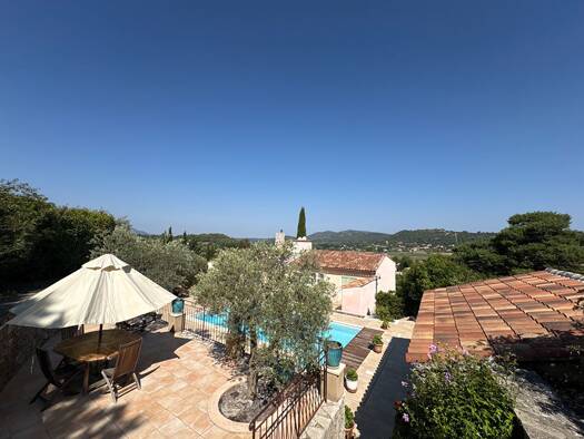 Maison à vendre 567 000 € 5 pièces 4 chambres 193 m² 3 104 m² de terrain Rians 83560