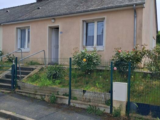 Maison à vendre 106 500 € 2 pièces 1 chambre 55 m² 218 m² de terrain Gué d'Orger-Dacterie Laval 53000