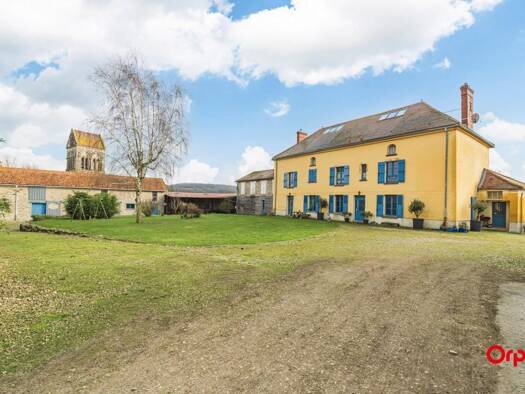 Maison à vendre 1 290 000 € 6 pièces 4 chambres 320 m² 30 000 m² de terrain Fère-en-Tardenois 02130