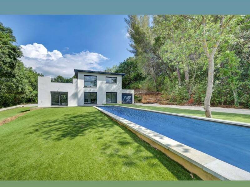 Maison à louer, 141m², ROQUEVAIRE