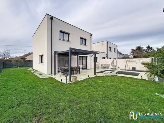 Maison à vendre 345 000 € 6 pièces 4 chambres 116,5 m² 345 m² de terrain Semoy 45400