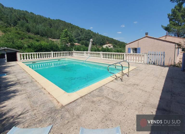 Maison à vendre 348 000 € 8 pièces 4<br/>chambres 215 m²<br/>superficie 2 280 m²<br/>terrain Olargues 34390