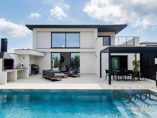 Villa à vendre 699 000 € 4 pièces 3 chambres 150 m² 923 m² de terrain Sainte-Marie-la-Mer 66470