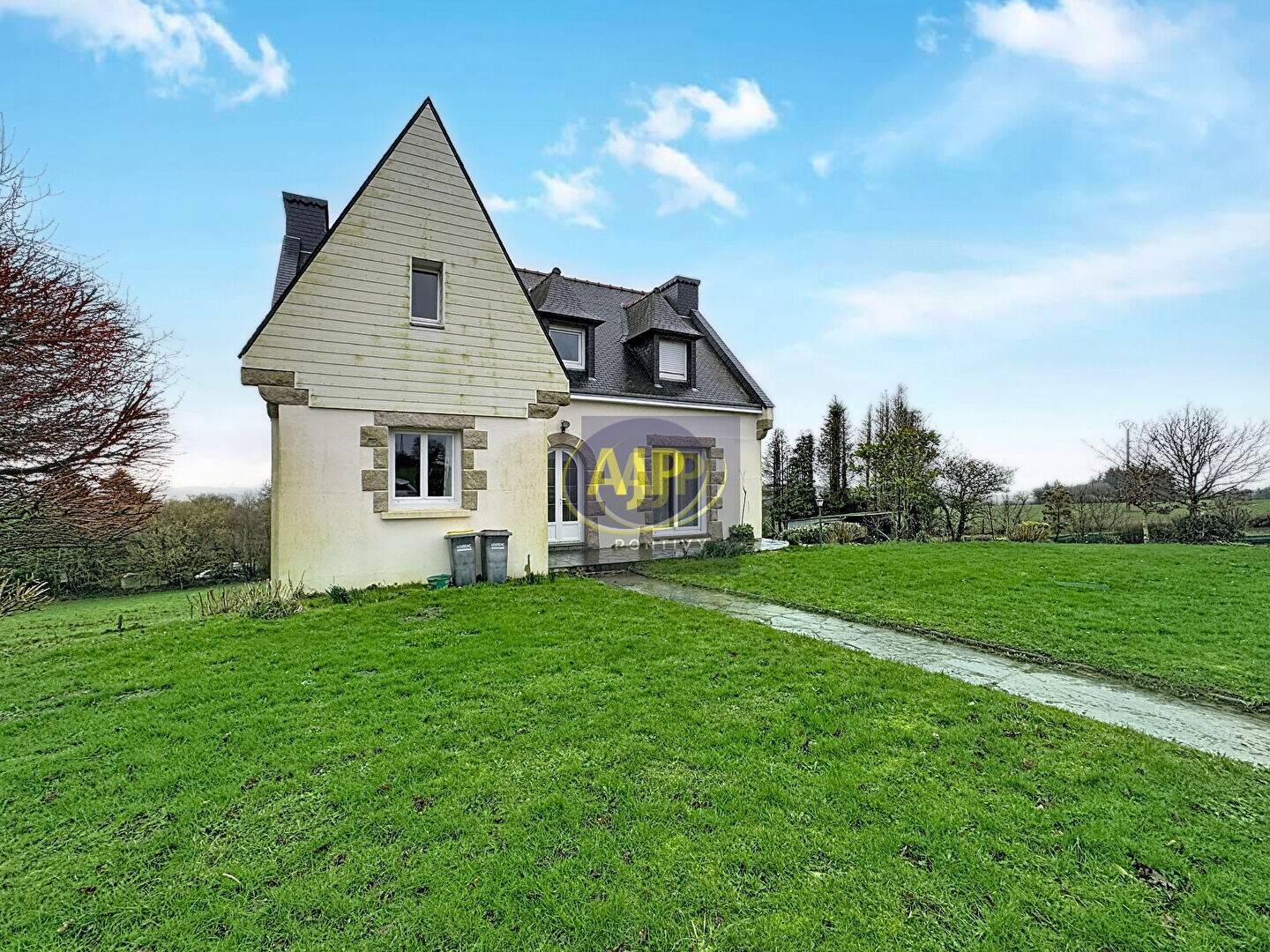Maison à vendre, 123m², SAINT GILLES VIEUX MARCHE