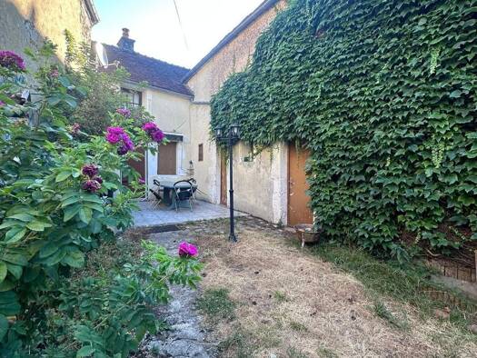 Maison à vendre 107 500 € 4 pièces 2 chambres 97,05 m² 501 m² de terrain Ouanne 89560