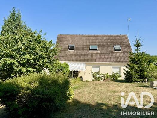 Maison à vendre 269 000 € 6 pièces 5 chambres 120 m² 854 m² de terrain Cinqueux 60940