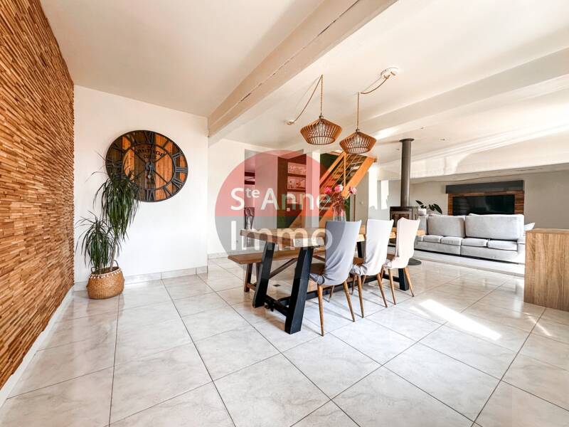 Maison à vendre, 160m², RAINNEVILLE