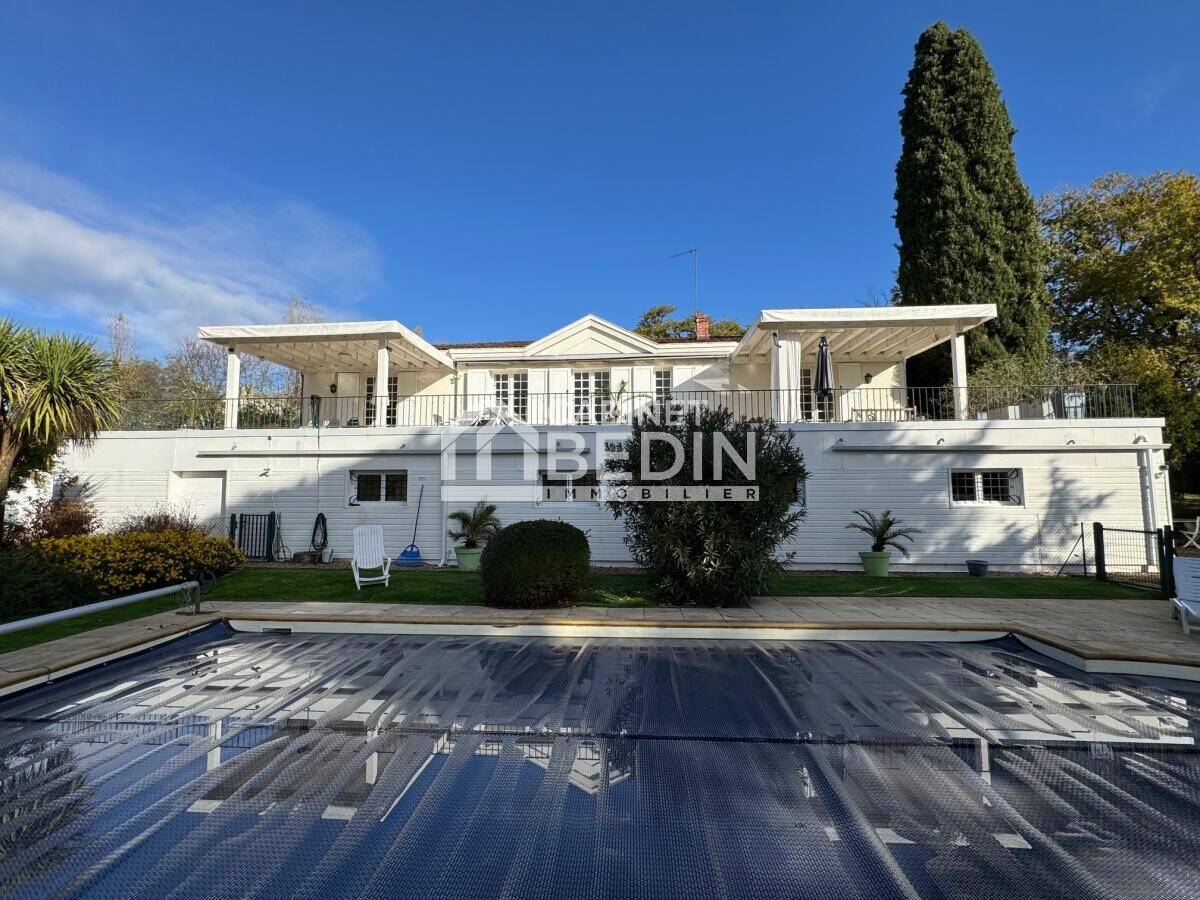 Maison à vendre, 381m², LATRESNE