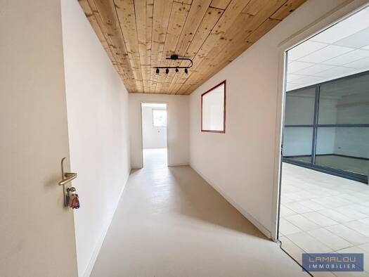 Espace bureau à louer 327 € 46 m² de bureaux Herepian 34600