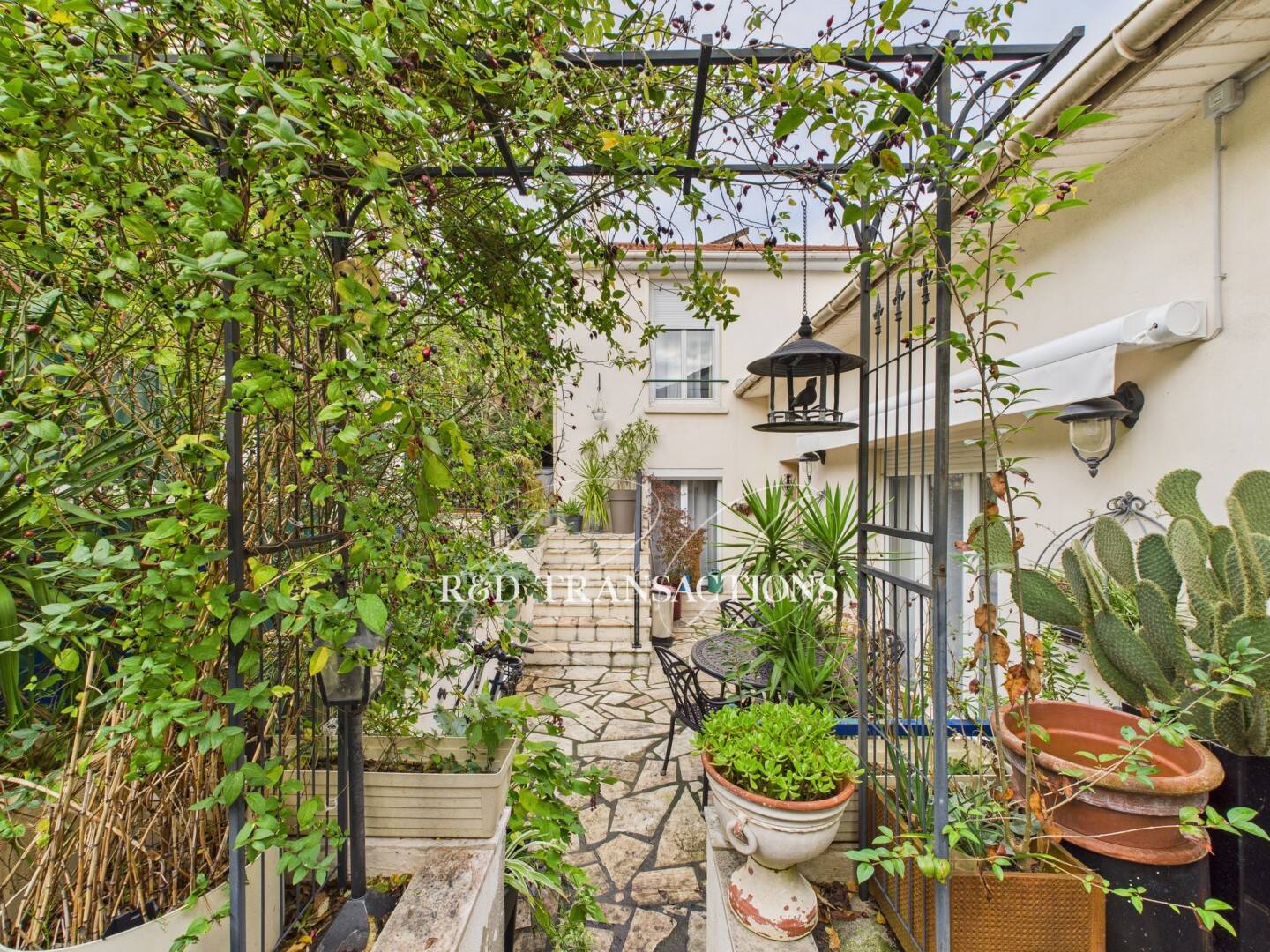 Maison à vendre, 98m², SURESNES