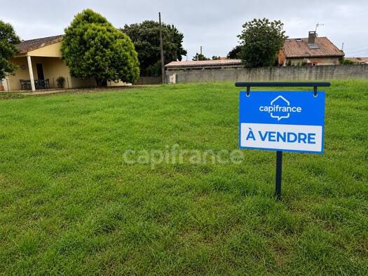 Terrain constructible à vendre 164 000 € 945 m² de terrain Merville 31330