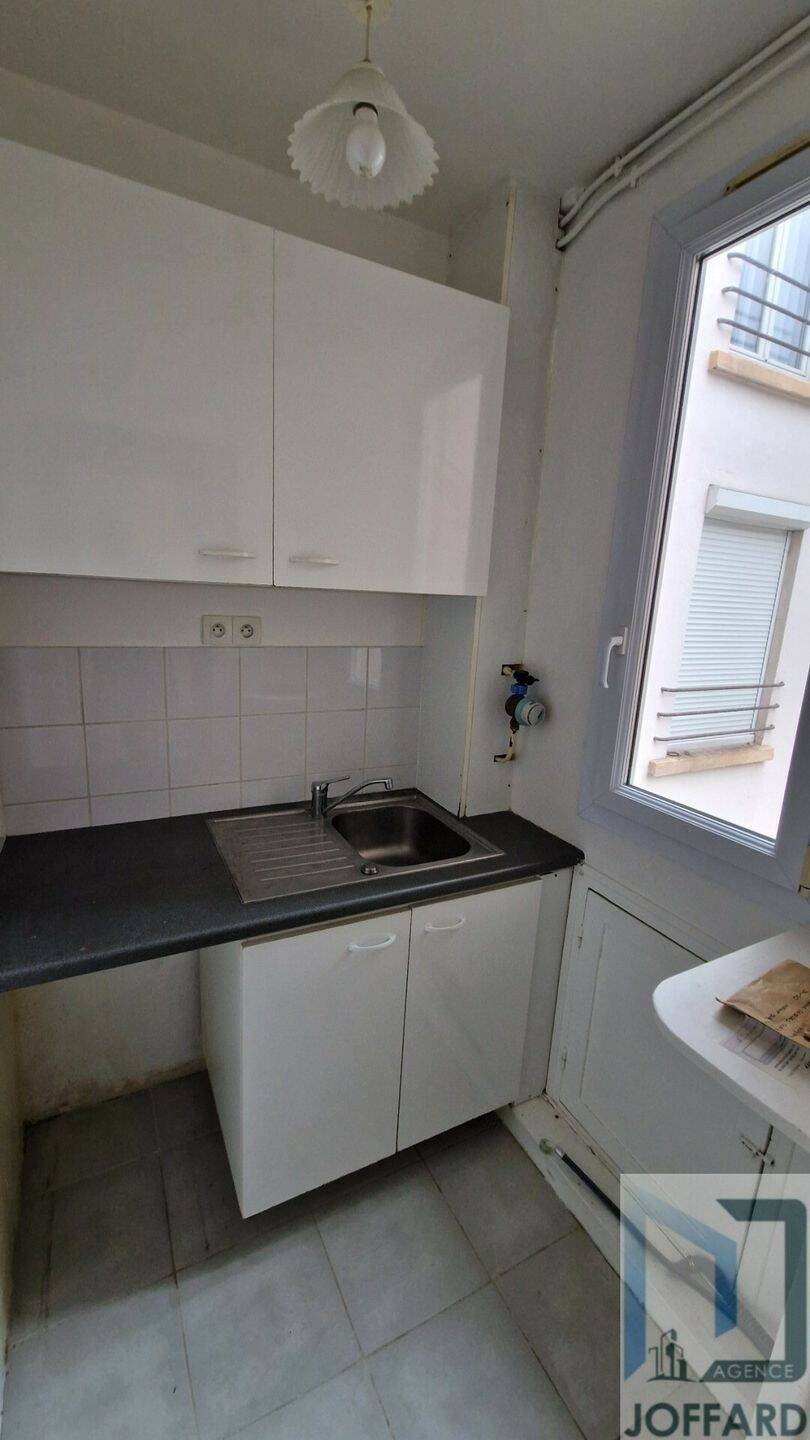 Maison à louer, 17m², LA VARENNE SAINT HILAIRE