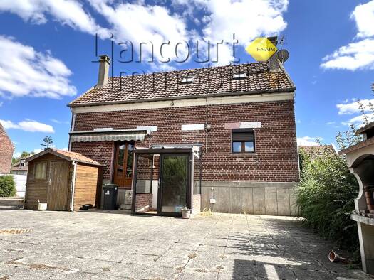 Maison à vendre 128 900 € 4 pièces 2 chambres 59,5 m² 685 m² de terrain Erquinvillers 60130
