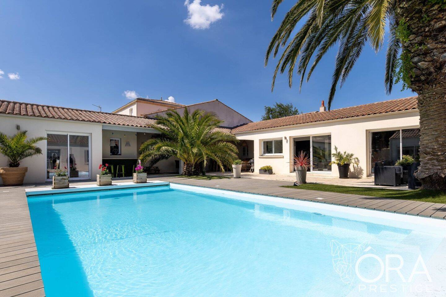 Maison à vendre, 274m², L'HOUMEAU