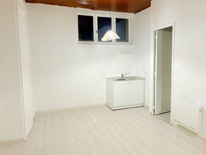 Maison à louer, 24m², SAINT BONNET DE MURE