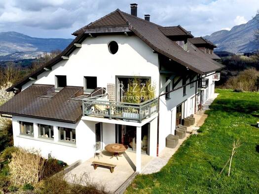 Ferme à vendre 1 485 000 € 13 pièces 10 chambres 673 m² 8 000 m² de terrain Le Bourget-du-Lac 73370