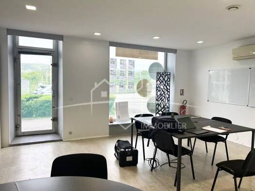 Immeuble à vendre 130 000 € 81,61 m² Saint-Rambert-d'Albon 26140