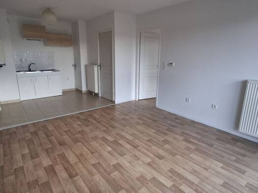 Appartement à vendre 132 500 € 2 pièces 1 chambre 39 m² RDC Centre Ville Crépy-en-Valois 60800