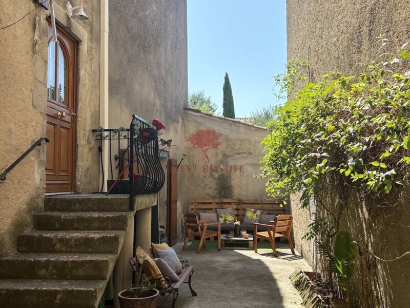 Maison à louer, 115m², MONTPEYROUX