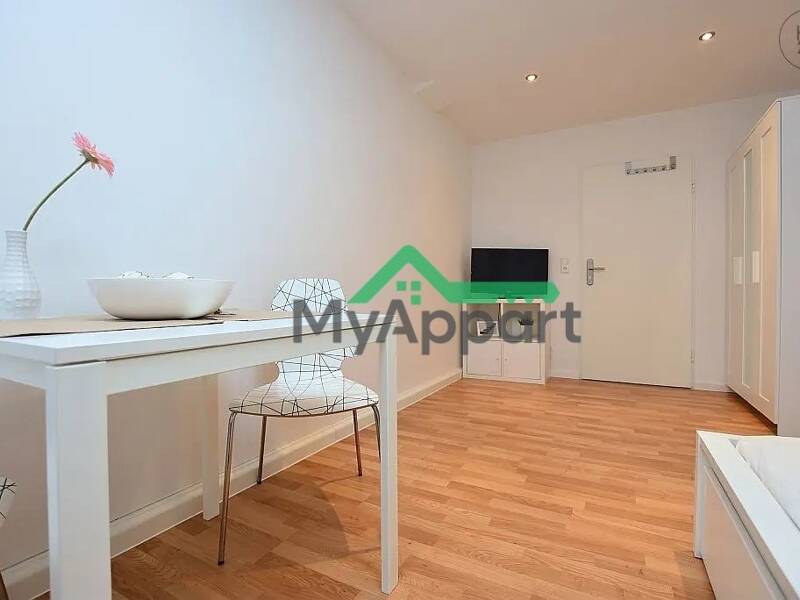 Maison à louer, 22m², PARIS 7E