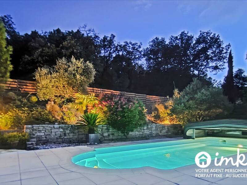 Maison à vendre, 408m², SAINT RESTITUT