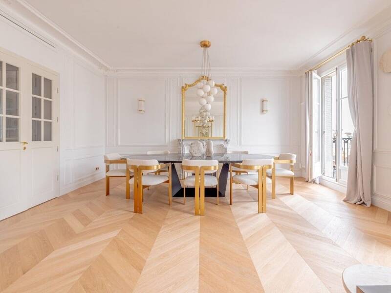 Maison à louer, 246m², PARIS 16E