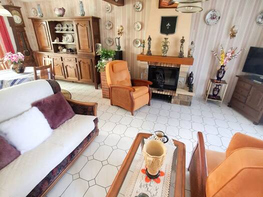 Pavillon à vendre 249 900 € 5 pièces 2 chambres 120 m² 699 m² de terrain Longroy 76260