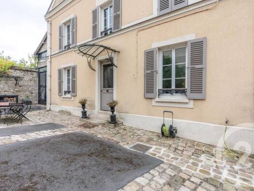 Appartement à vendre 236 000 € 2 pièces 1 chambre 62,4 m² 1er étage Thorigny sur Marne 77400