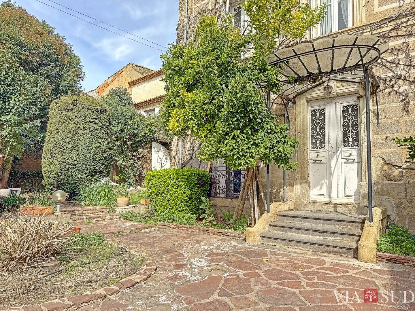 Maison à vendre, 350m², VILLENEUVE LES BEZIERS