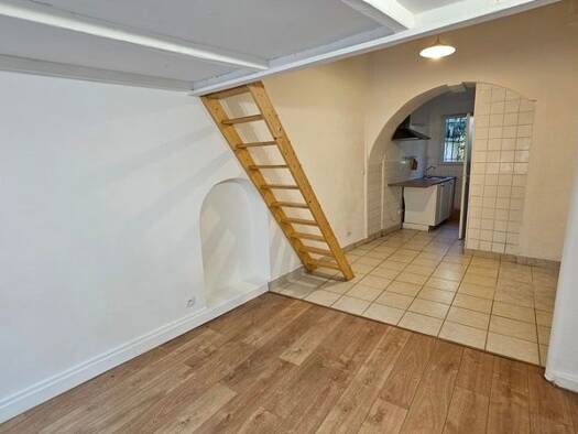 Appartement à vendre 59 000 € 1 pièce 21 m² RDC/1 Magny-en-Vexin 95420