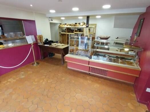 Boulangerie / Pâtisserie à vendre Fonds de commerce 334 800 € 7 pièces 155 m² de surface de vente Saint-Sylvain 14190
