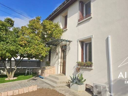 Maison à vendre 319 000 € 5 pièces 4 chambres 140 m² 360 m² de terrain Centre-Saint Germain-Vareilles Ambérieu-en-Bugey 01500