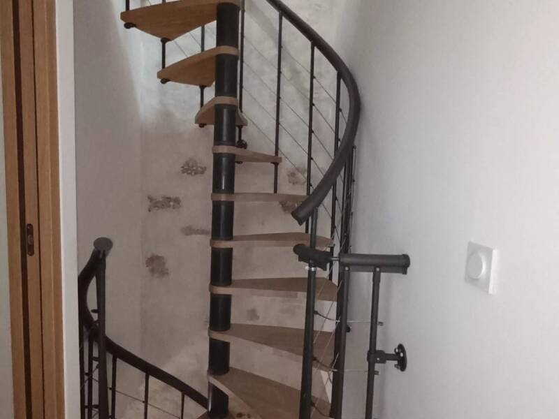 Maison à louer, 34m², VOISINS LE BRETONNEUX