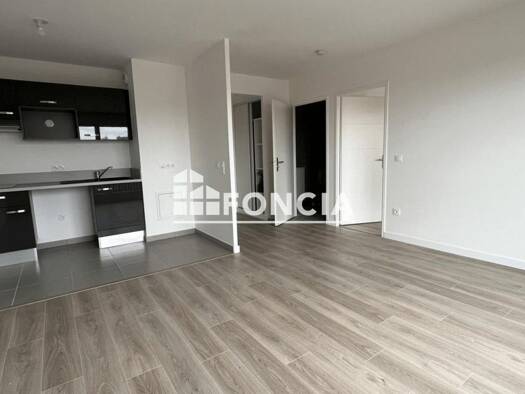 Appartement à louer 885 € 2 pièces 1 chambre 43,26 m² 3ème étage Plant Champigny-sur-Marne 94500